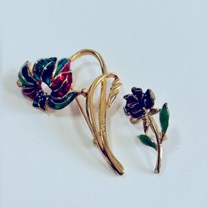 Two Vintage Enameled Flower Brooch Pin Gold Tone